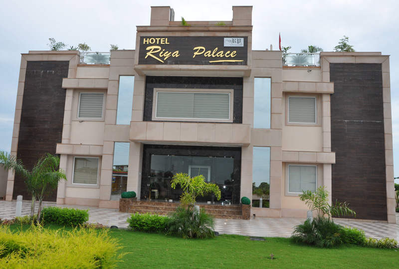 Hotel Riya Palace